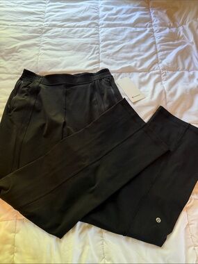 NWT Lululemon Black Define Mid-Rise Track Pant* Luon
